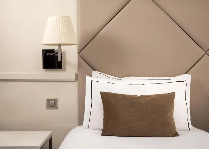 Longchamp Elysees 3*