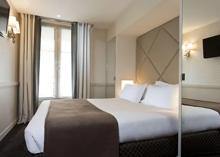 Longchamp Elysees Hotel Paris