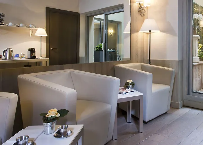 Longchamp Elysees 3*