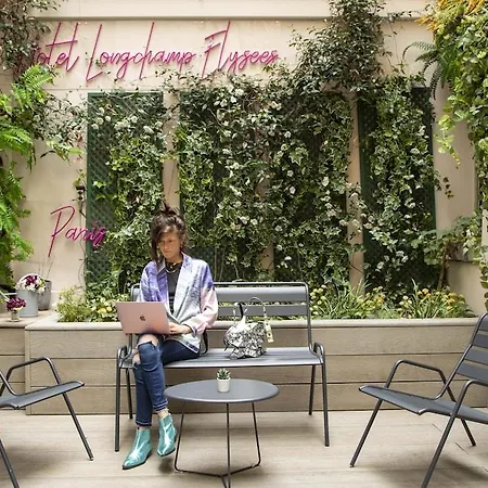 Longchamp Elysees Hotel Paříž