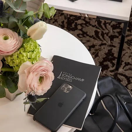 Longchamp Elysees 3* Paris