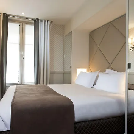 Longchamp Elysees Hotel Paris