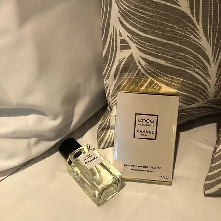 Longchamp Elysees Hotel 3*