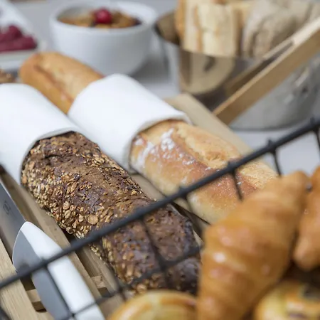 Longchamp Elysees Ξενοδοχείο