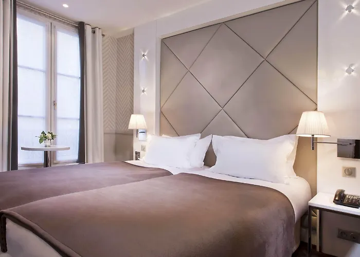 Longchamp Elysees 3*