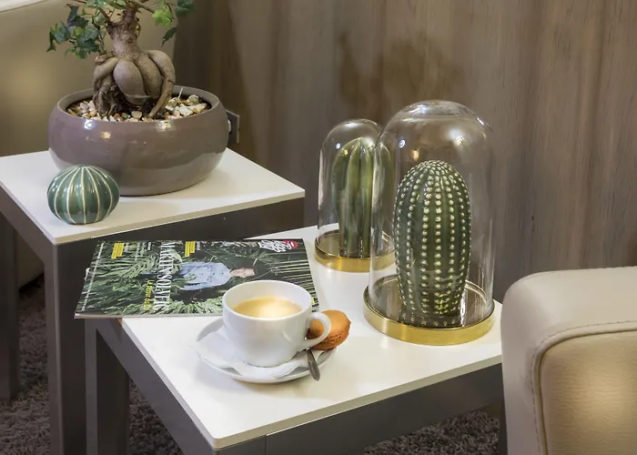 ロンシャン エリゼ 3* パリ