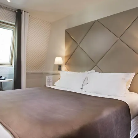Hotel Longchamp Elysees